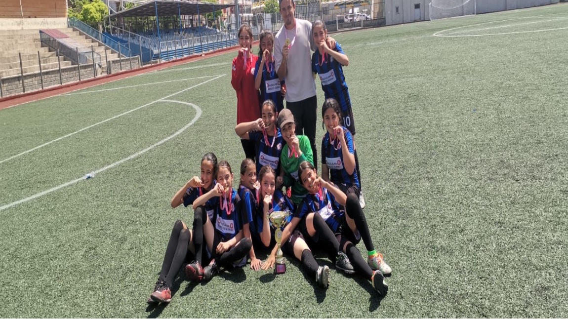 Küçükler kız futbol takımımız Türkiye yarı finallerinde…